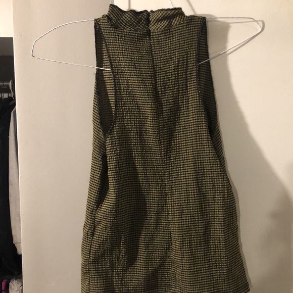Zara mock neck, gold and black tank top - Picture 2 of 4